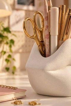 Dudak Form Masaüstü Organizer – 3D Baskı PLA Kalemlik, Makyaj Fırçalık ve Gözlük Standı