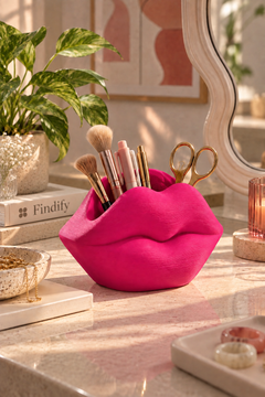 Dudak Form Masaüstü Organizer – 3D Baskı PLA Kalemlik, Makyaj Fırçalık ve Gözlük Standı
